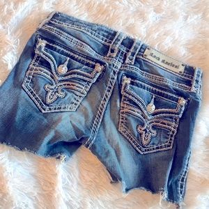 Rock revival Jean short!!🌈💕